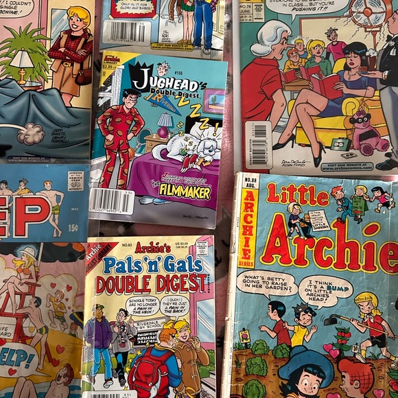 Archie Comics - Picture 2 of 4